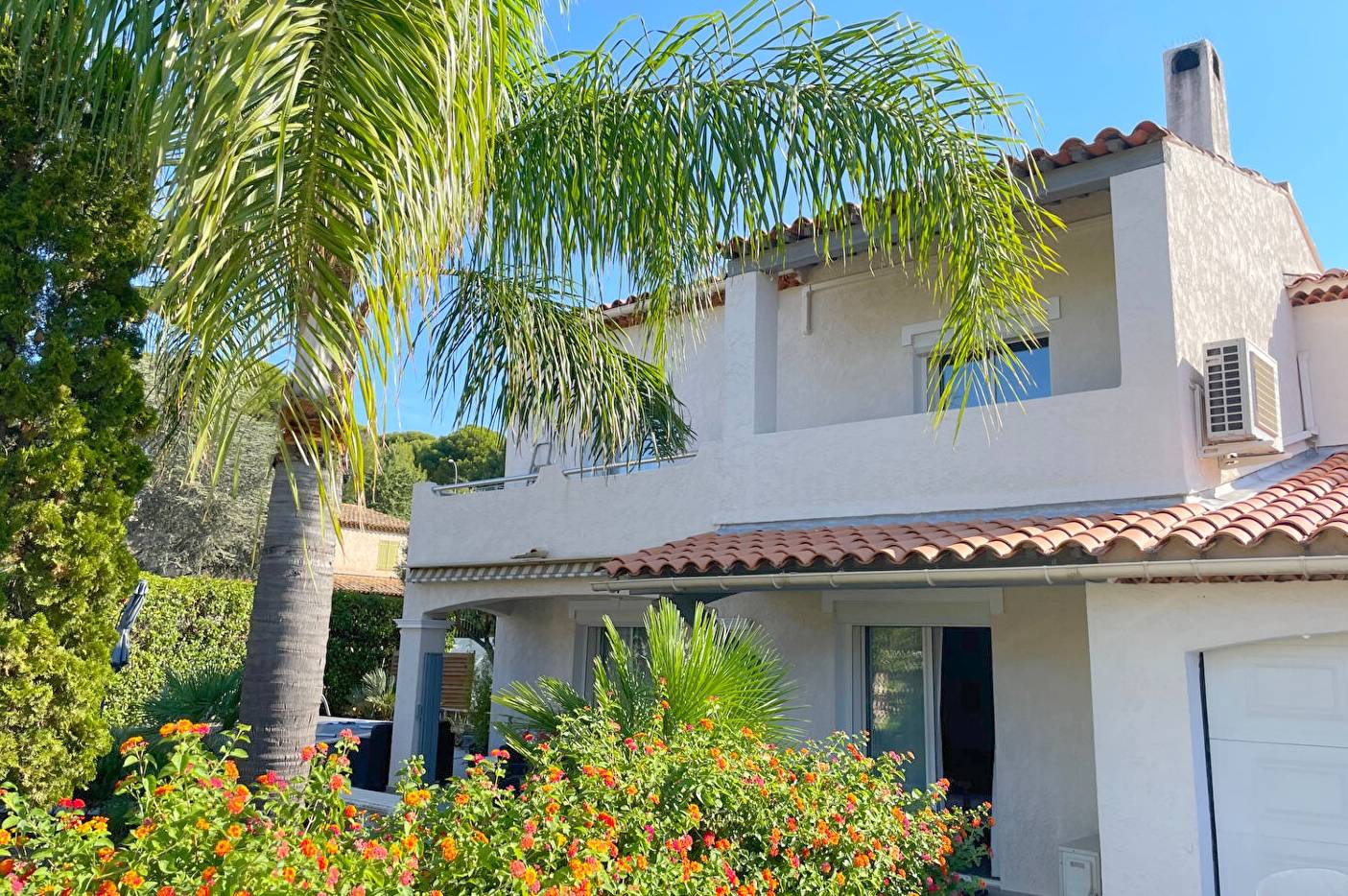 Maison traditionnelle à vendre entre les quartiers des Sablettes et de l'Evescat à La Seyne sur Mer