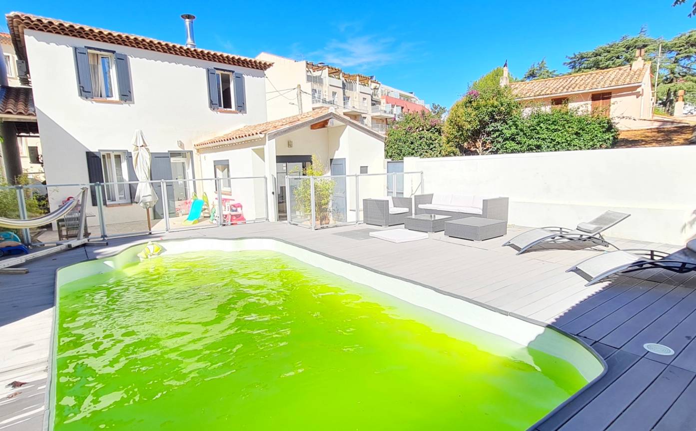 Villa quatre pièces avec piscine à vendre à La Seyne-sur-Mer