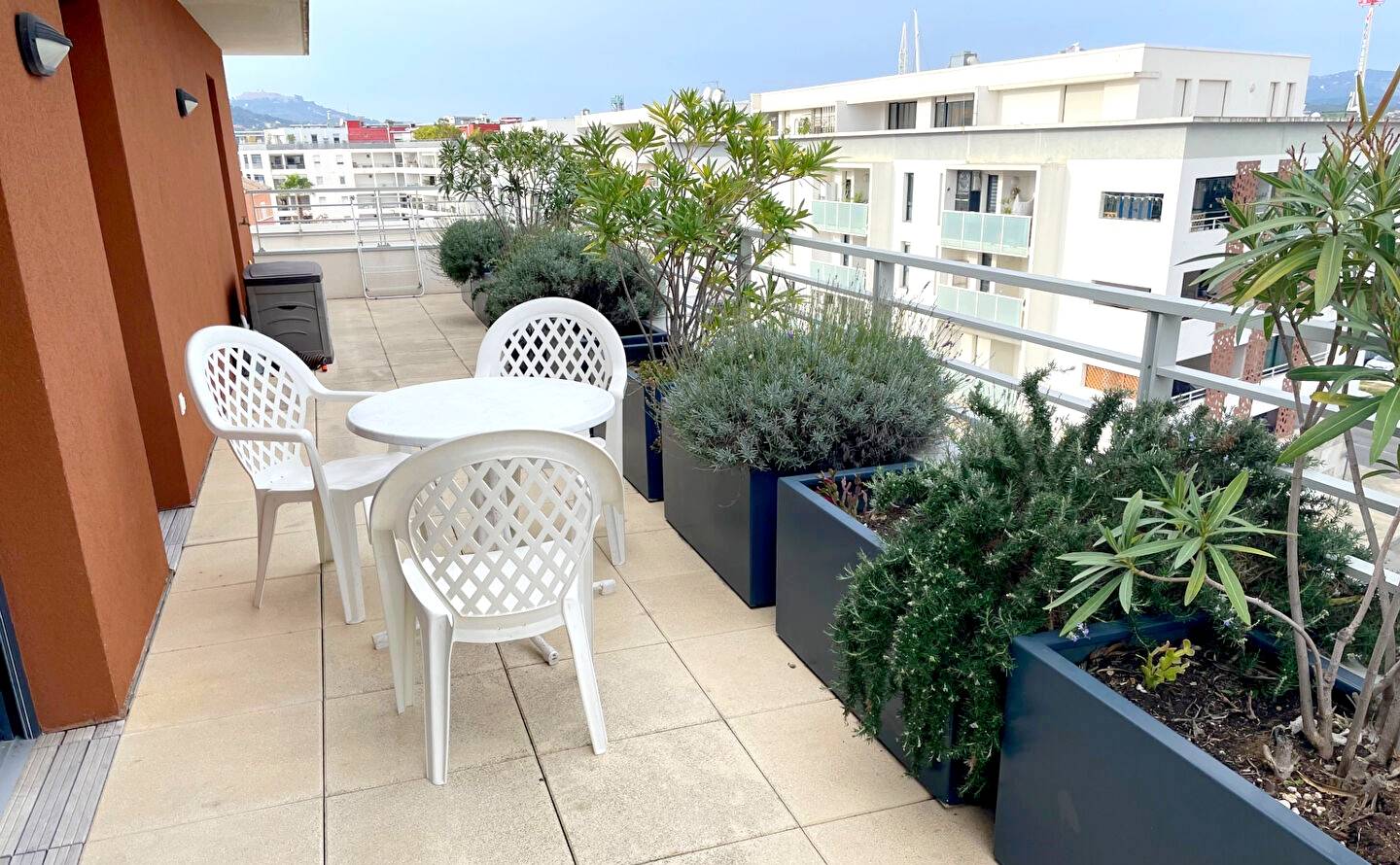 Notre zone d'activité pour ce service Acheter un appartement de luxe avec terrasse vue mer