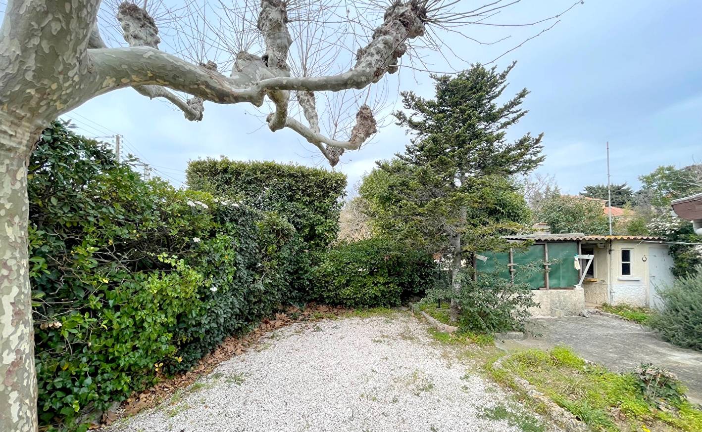 Maison les pieds dans l'eau à vendre sur le littoral seynois