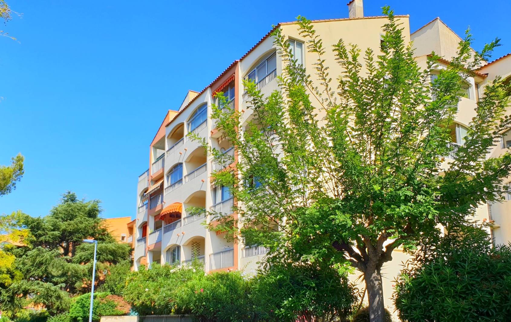 Appartement à vendre dans résidence récente à Pin Rolland