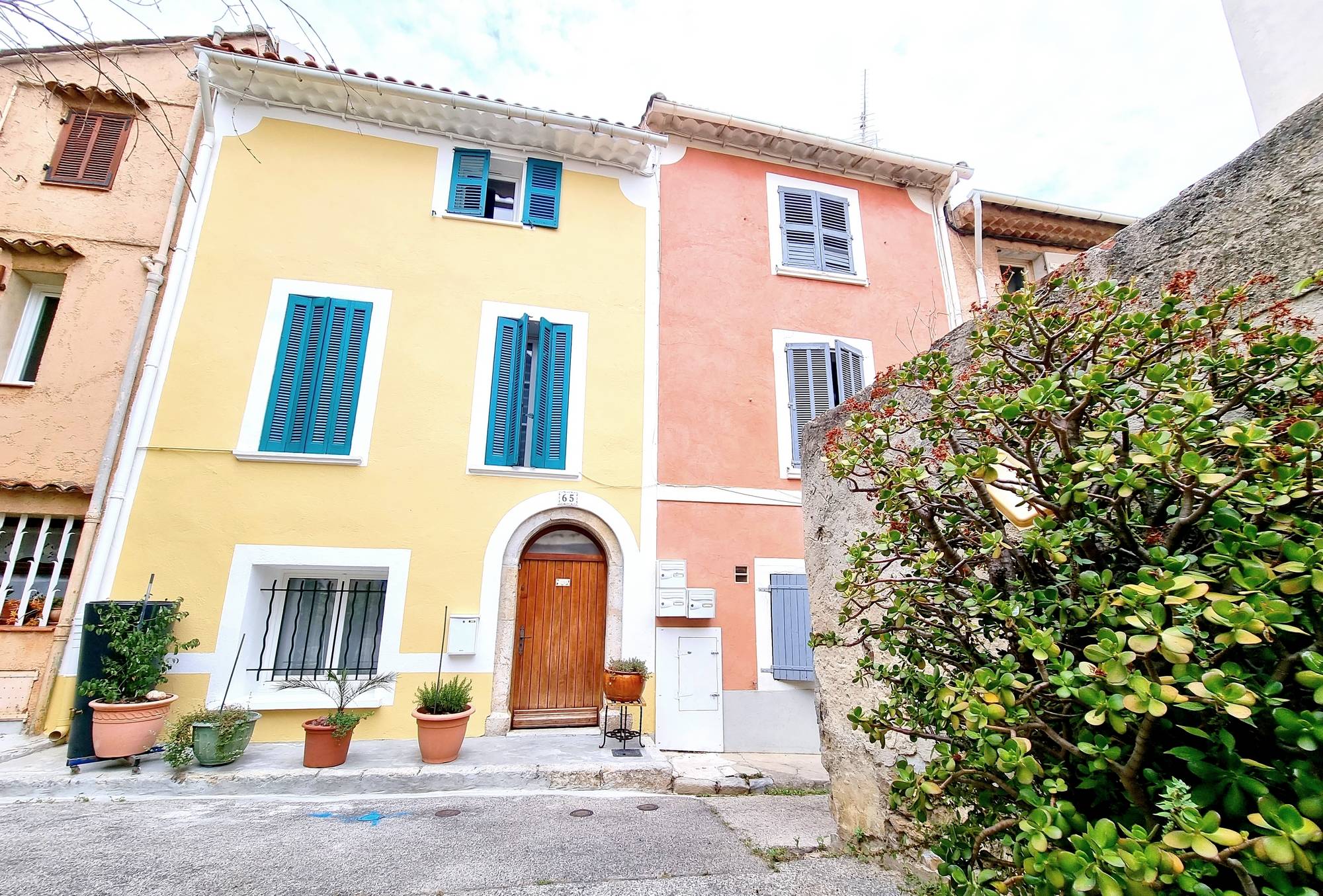 Maison ancienne des années 30 à vendre Rue Beaussier