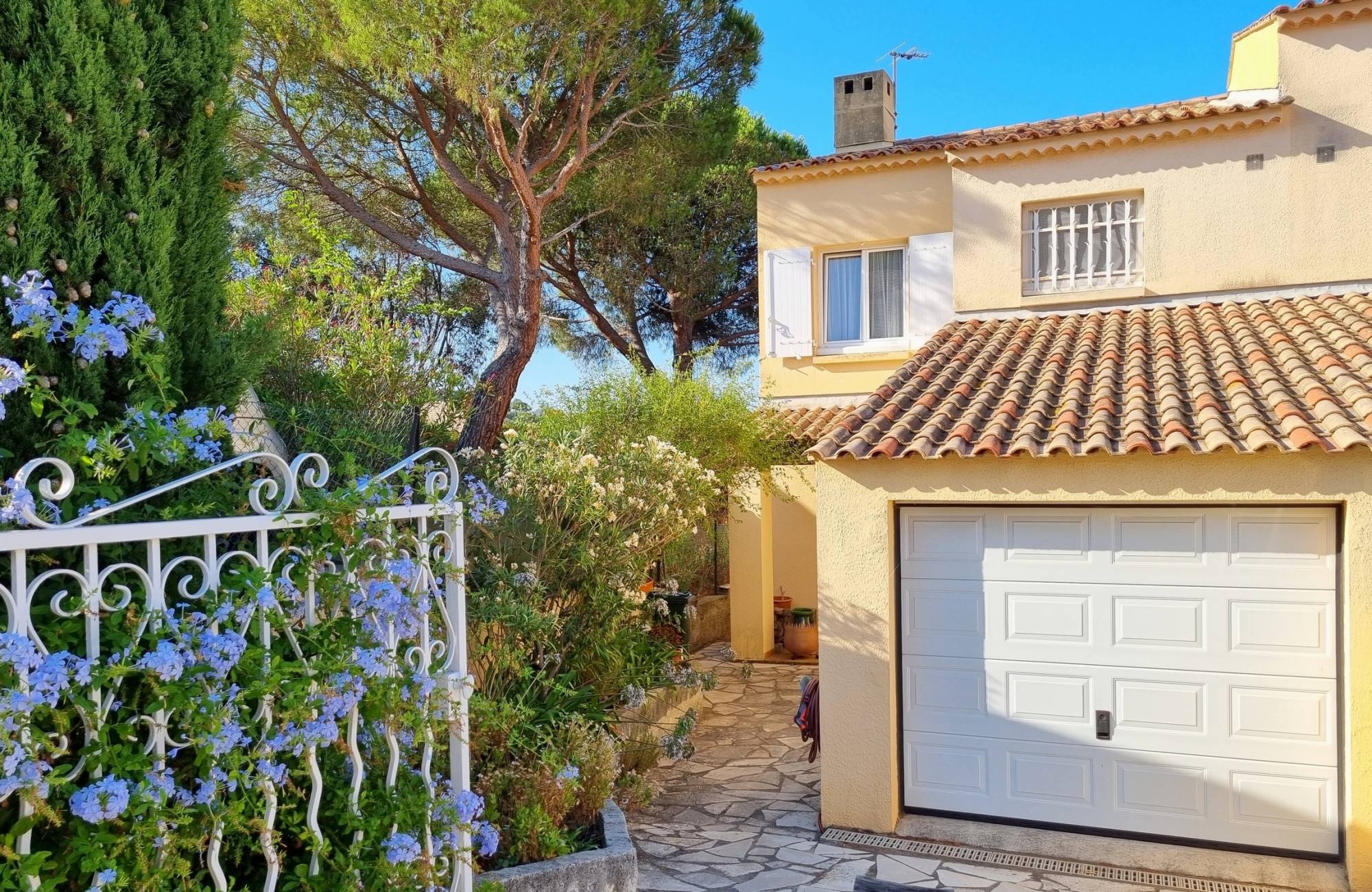 Maison 3 façades à vendre à Saint-Mandrier