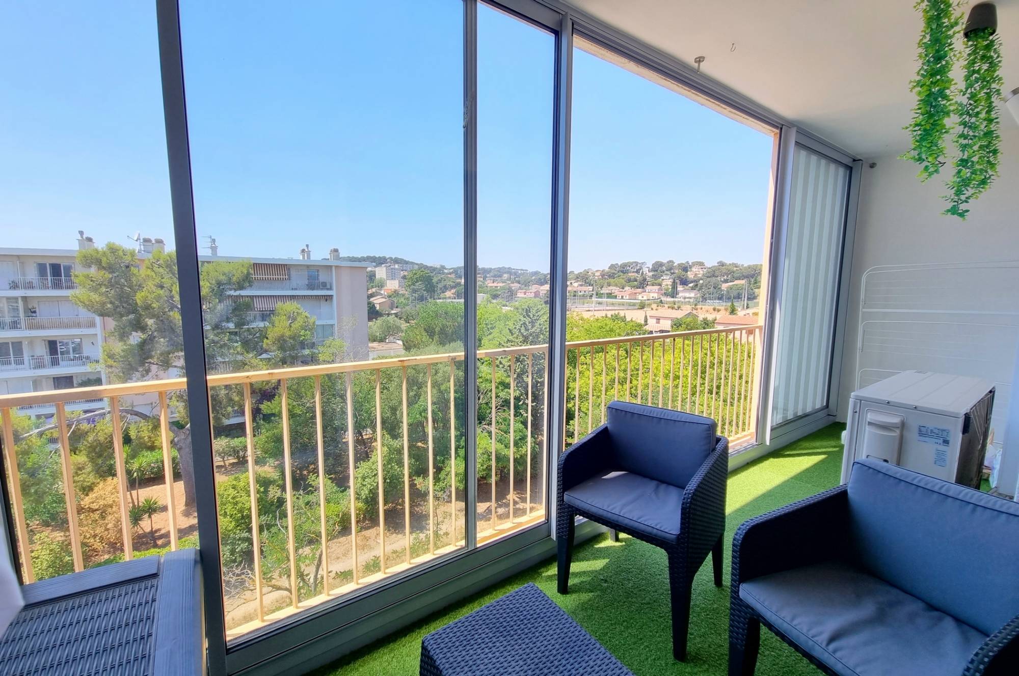 Appartement T4 avec terrasse à vendre en plein cœur de Mar Vivo