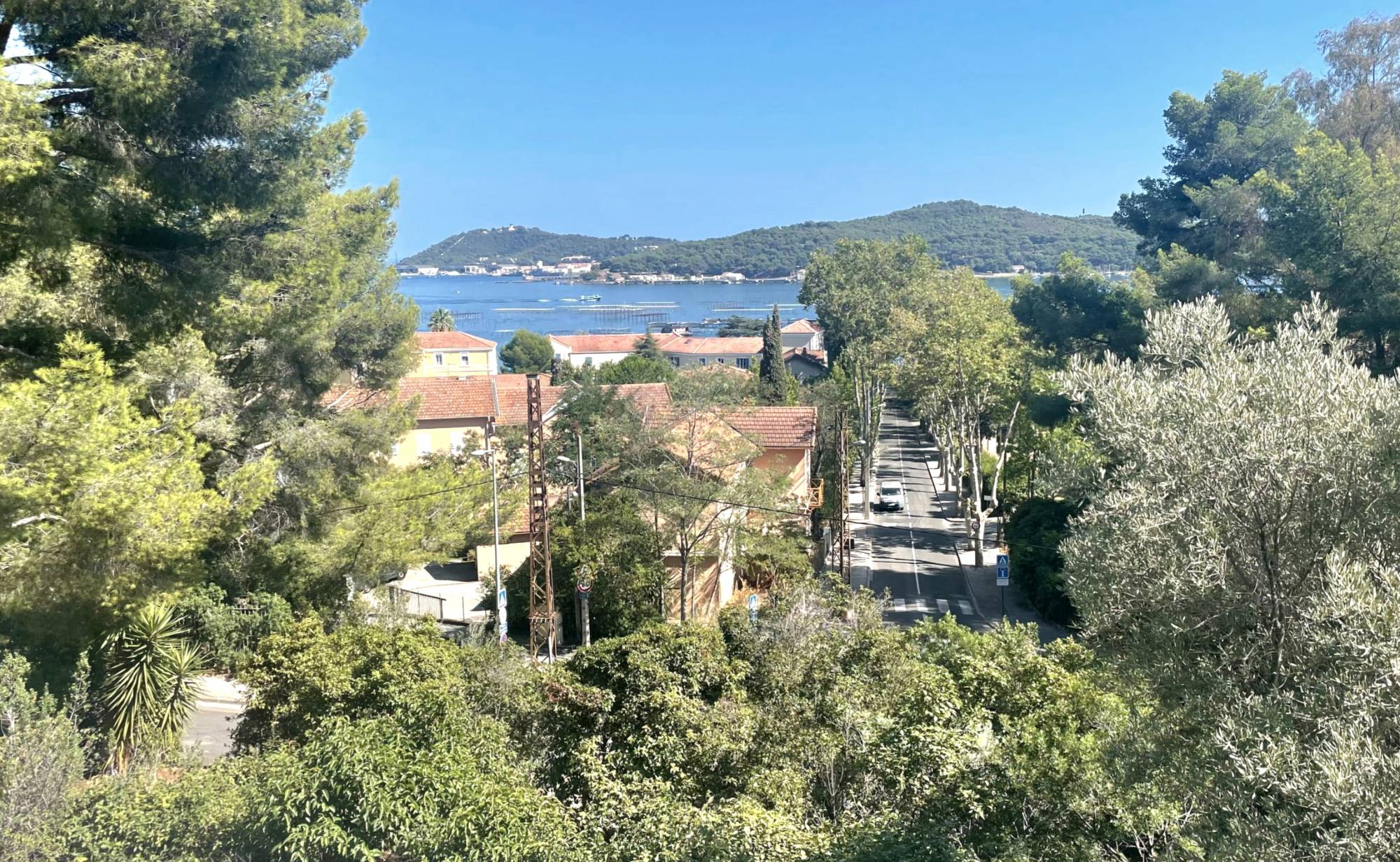 Appartement avec vue mer à vendre dans maison de maître de 1890 à Tamaris