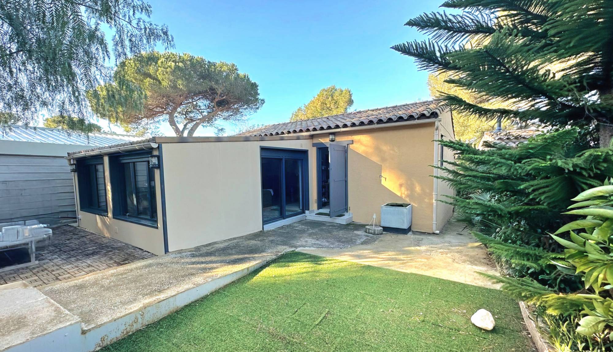 Maison de plain-pied avec jardin à vendre quartier Saint-Elme à La Seyne-sur-Mer