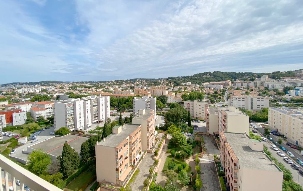 Vue dominante sur la ville de La Seyne