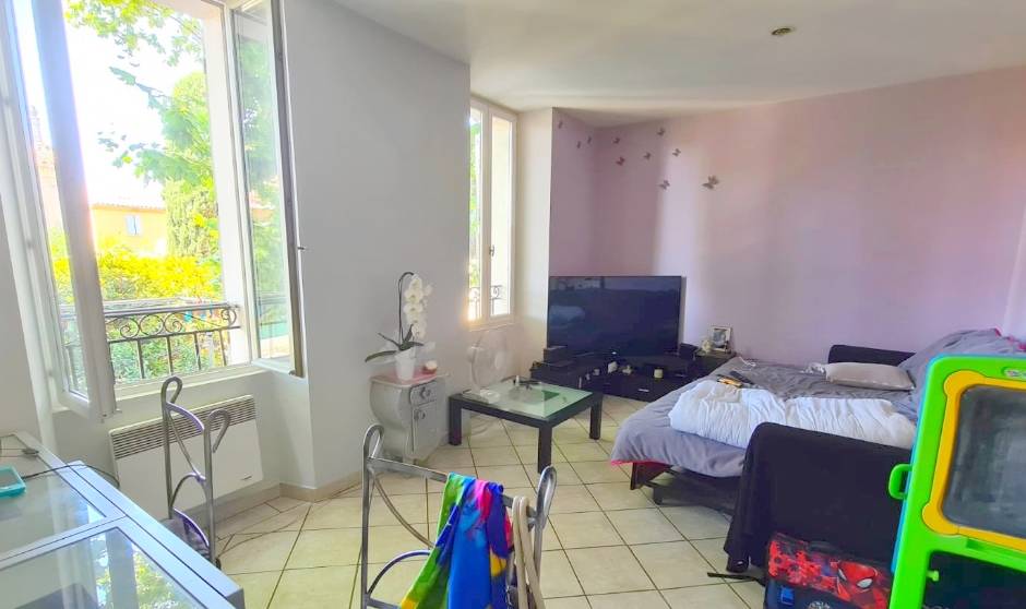 Appartement T3 à vendre dans un immeuble de ville