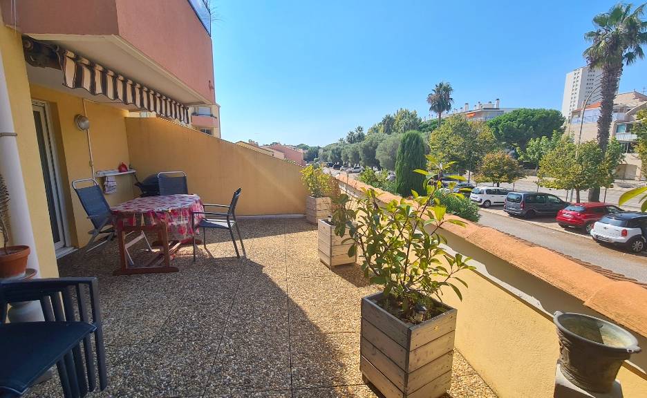 Appartement T3 avec grande terrasse à vendre aux Sablettes