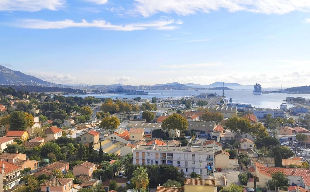 Vue à 180° sur la Rade de Toulon