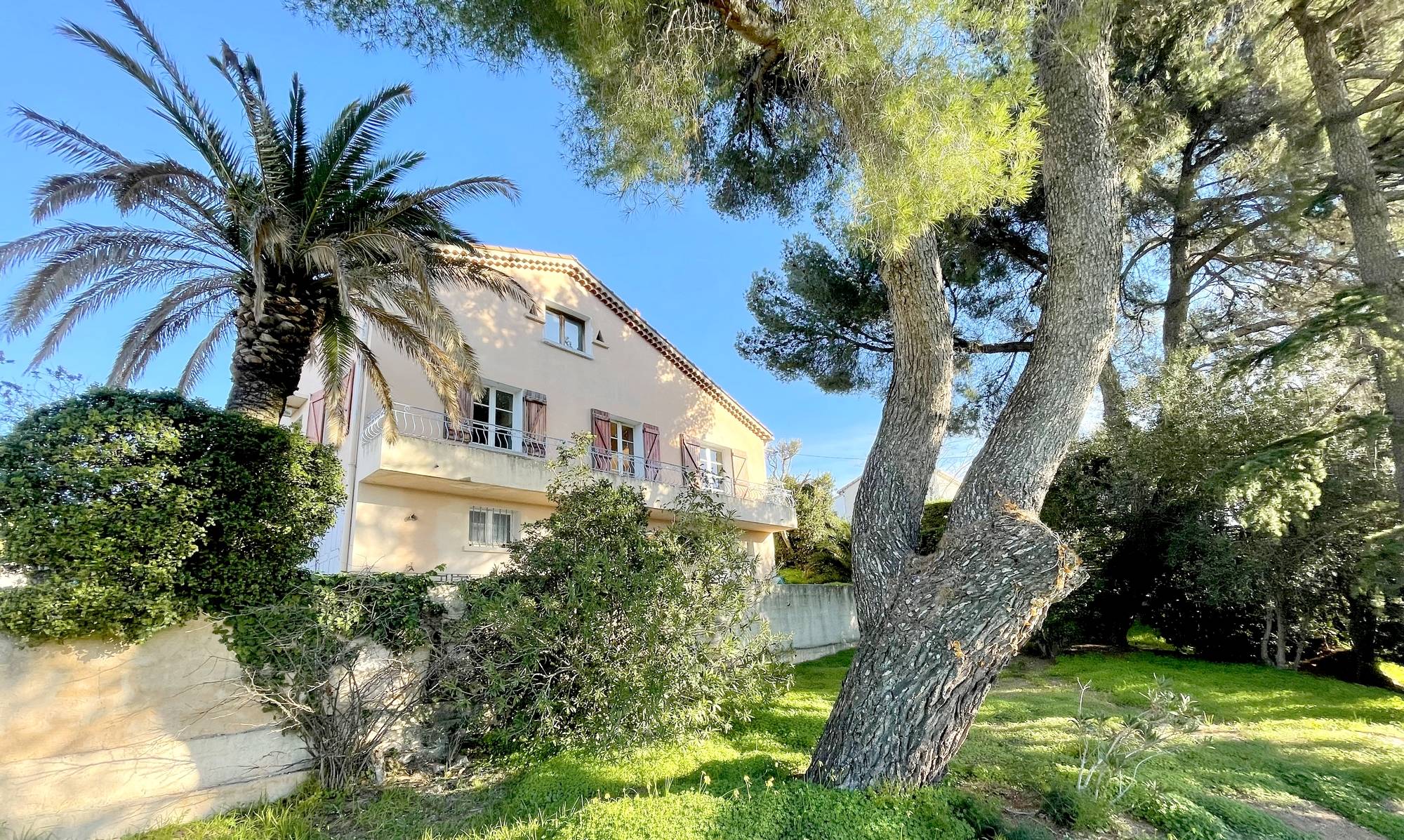 Pavillon avec jardin arboré à vendre à La Seyne-sur-Mer