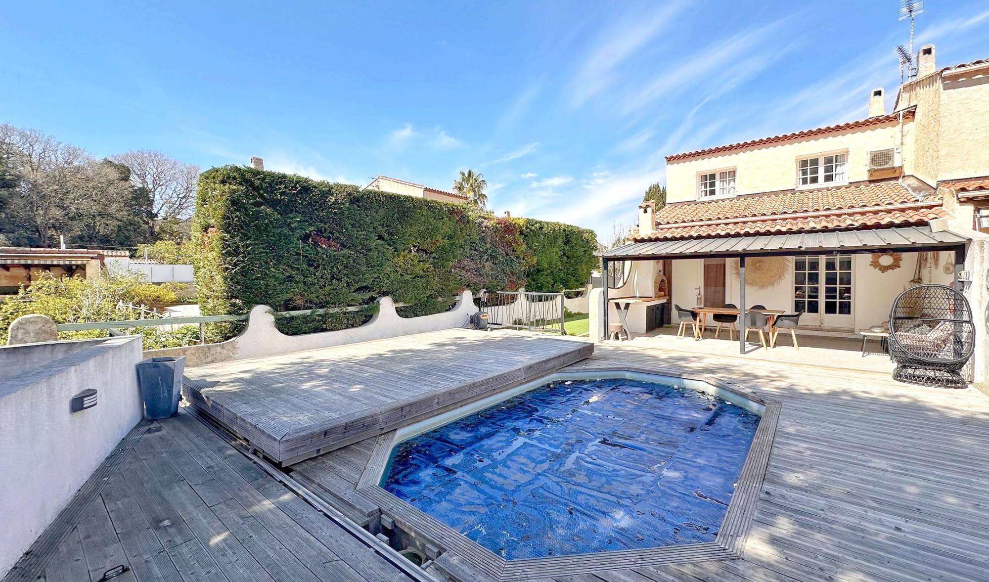 Maison 4 pièces avec piscine à vendre secteur des Coucous à La Seyne-sur-Mer