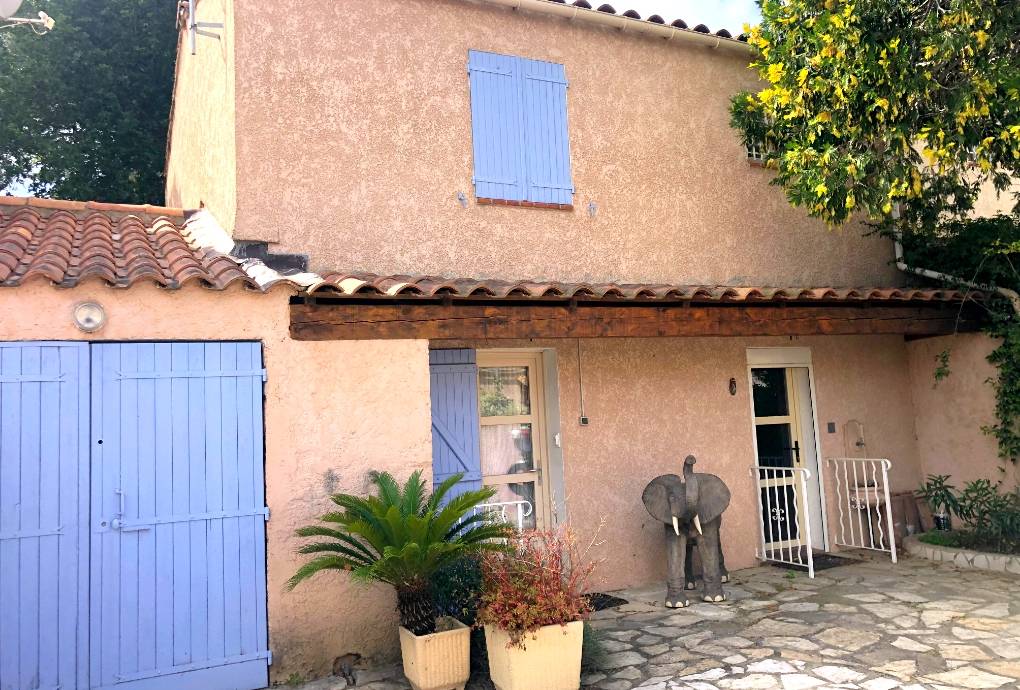 Maison de ville avec garage et jardin à vendre secteur Daniel à La Seyne sur Mer