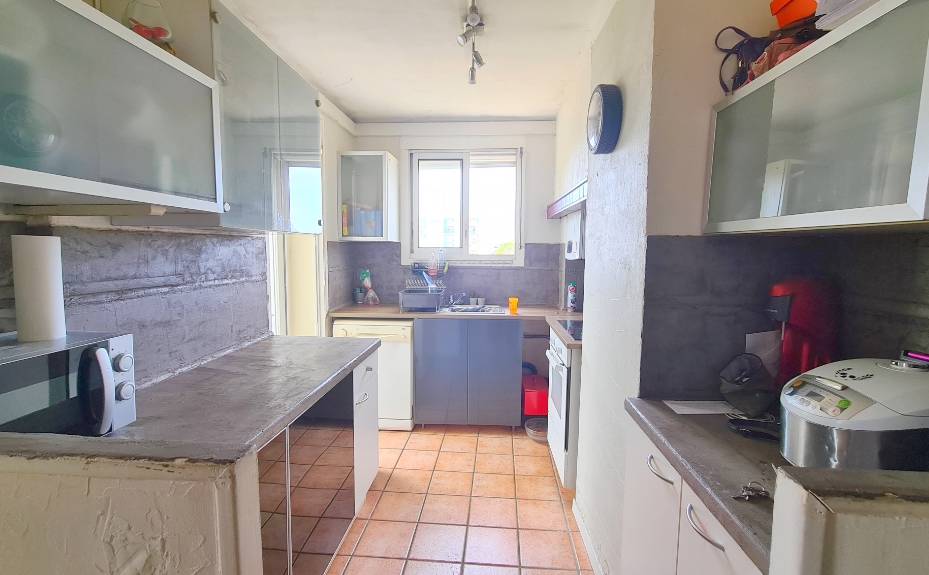 Appartement et cave à vendre à La Seyne sur Mer