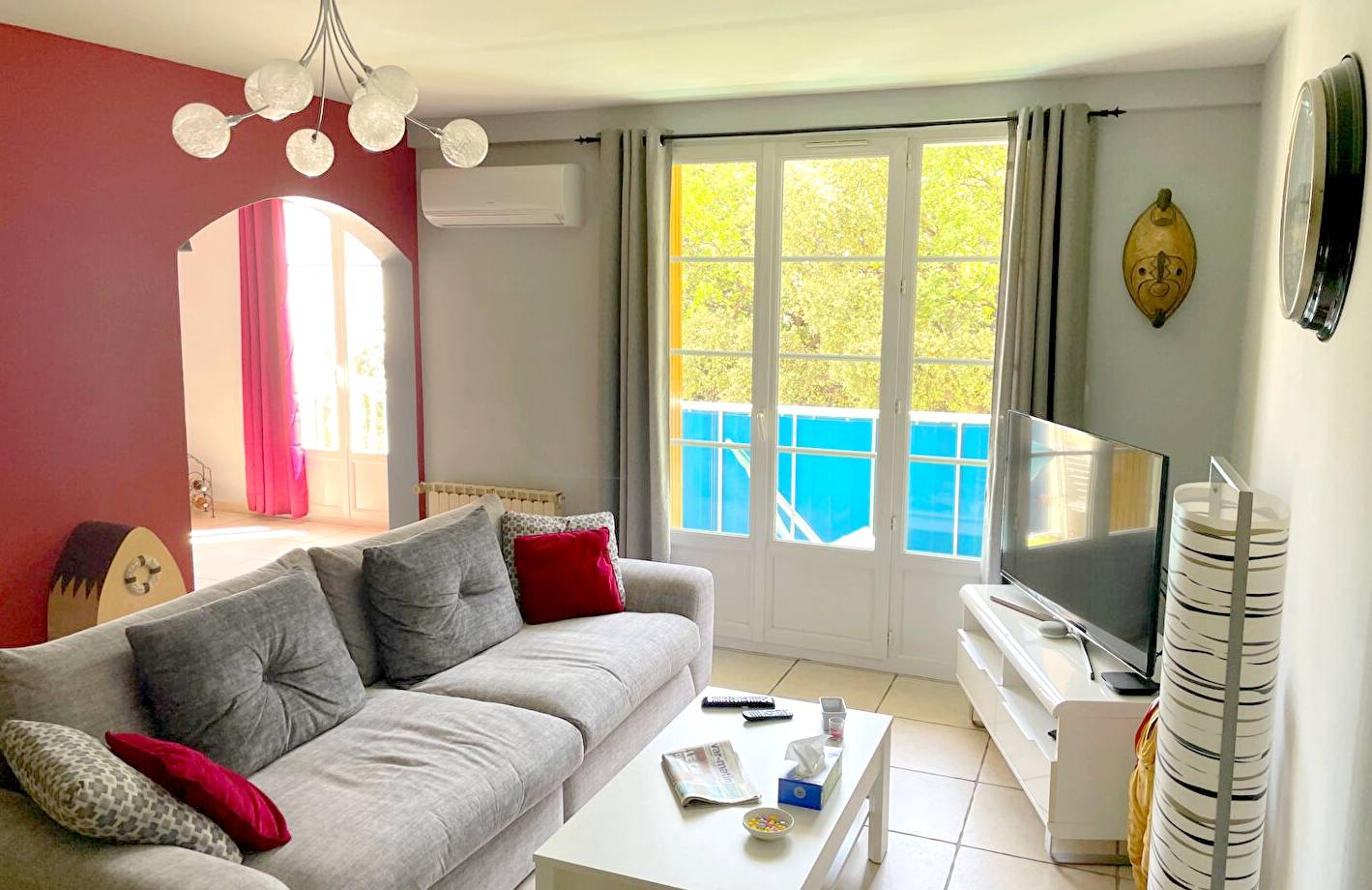 Appartement quatre pièces climatisé à vendre à Chateaubanne