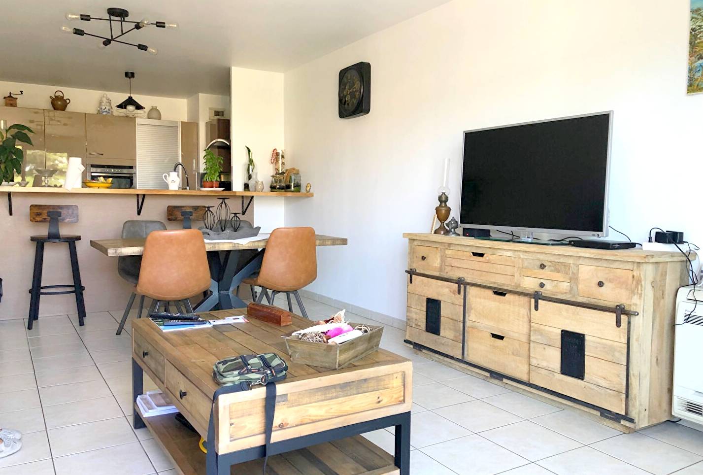 Appartement de 3 chambres avec garage à vendre à proximité de Porte Marine