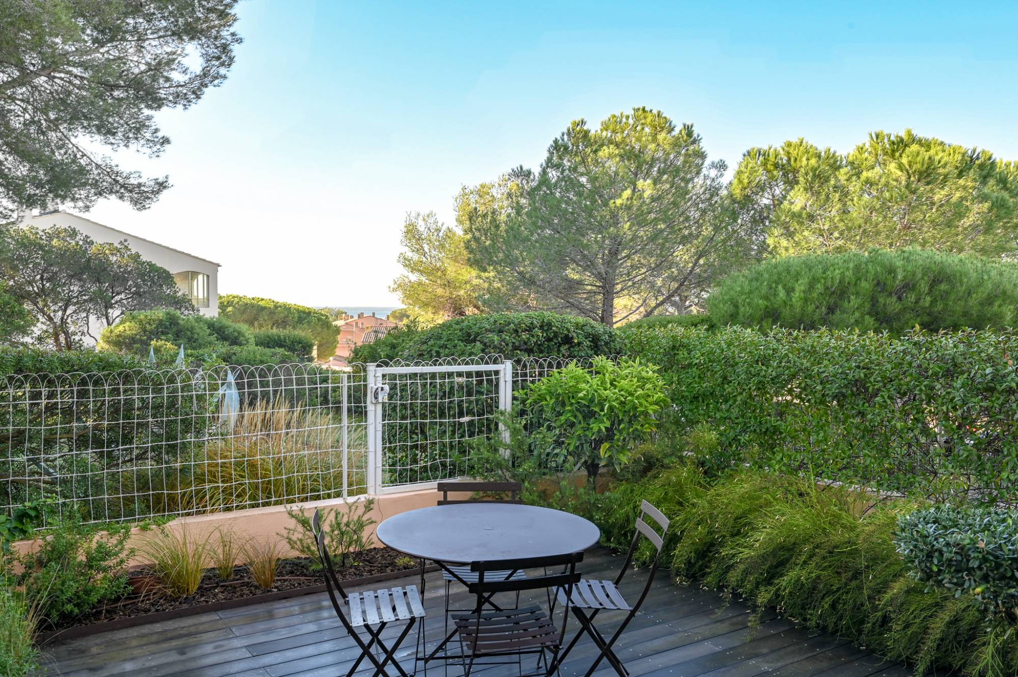 Appartement avec jardin et garage à vendre dans la résidence 