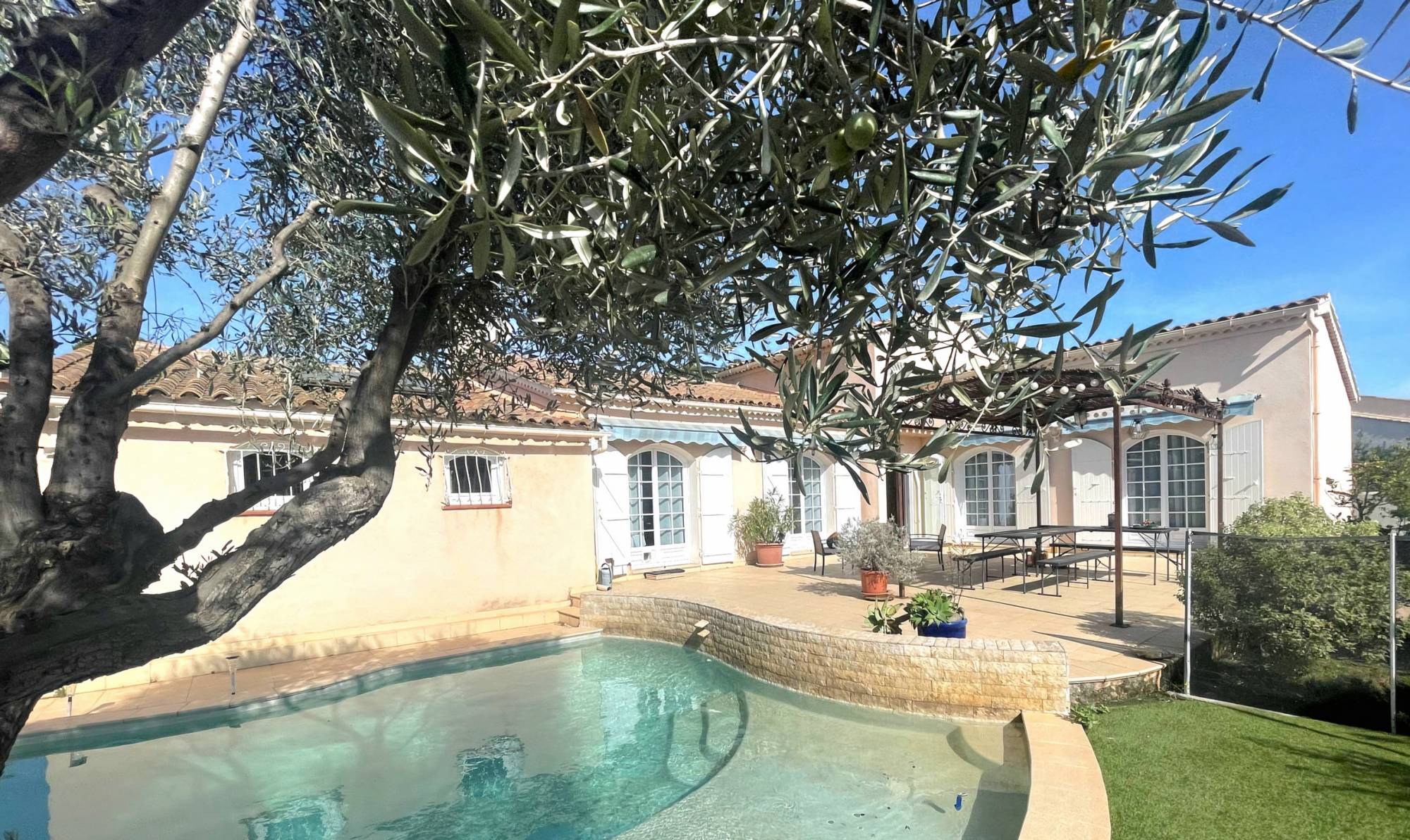 Maison avec piscine à vendre Chemin de la Seyne à Bastian